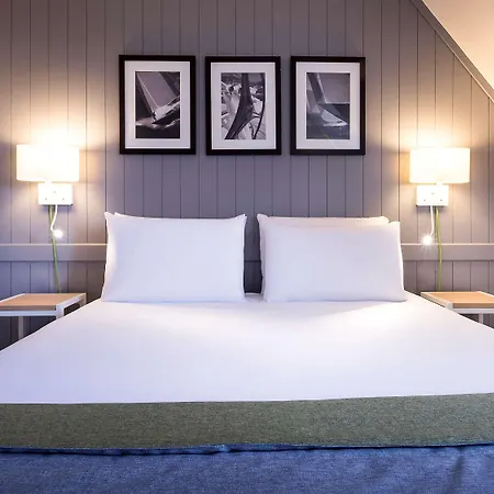 Mercure Centre Отель Довиль