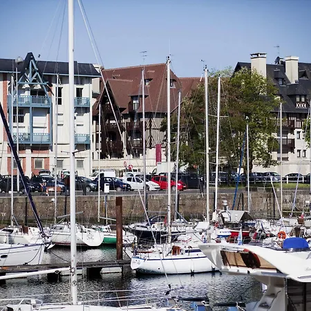 Mercure Centre 4*